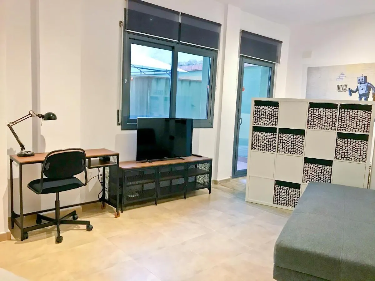 Urban Manesa City Center Apartment With Private Patio Manresa