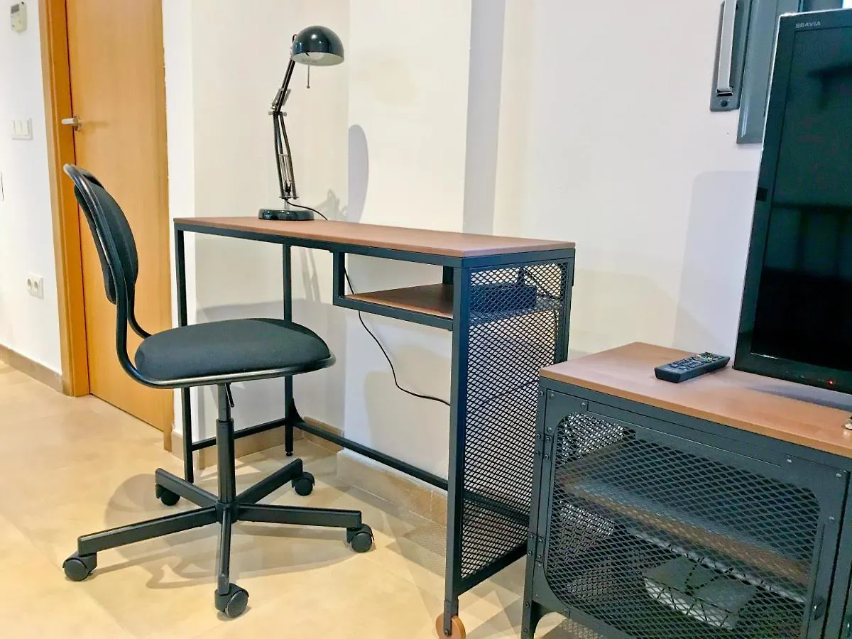 Urban Manesa City Center Apartment With Private Patio Manresa